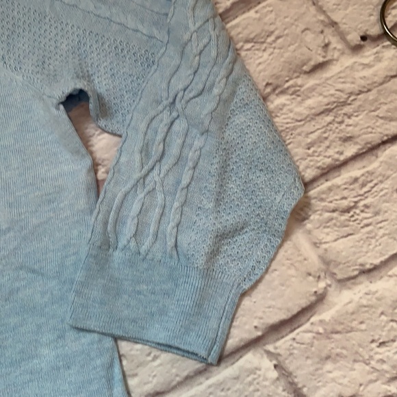 Women’s light blue 3/4 sleeve designed sweater - Picture 3 of 6